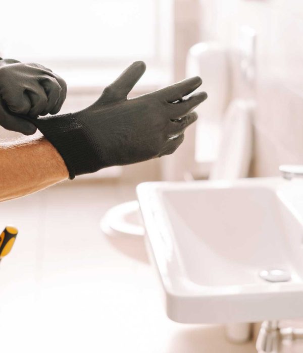 leaky broken pipes water damage repair